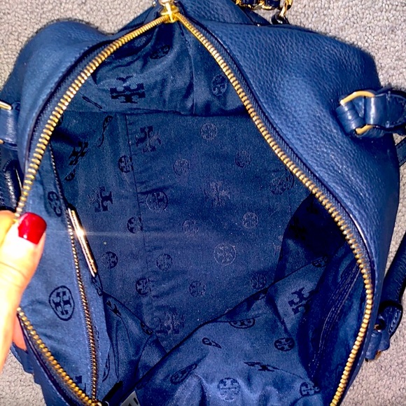 Tory Burch leather handbag, like new! - Picture 4 of 6